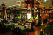 Quigleys Irish Pub